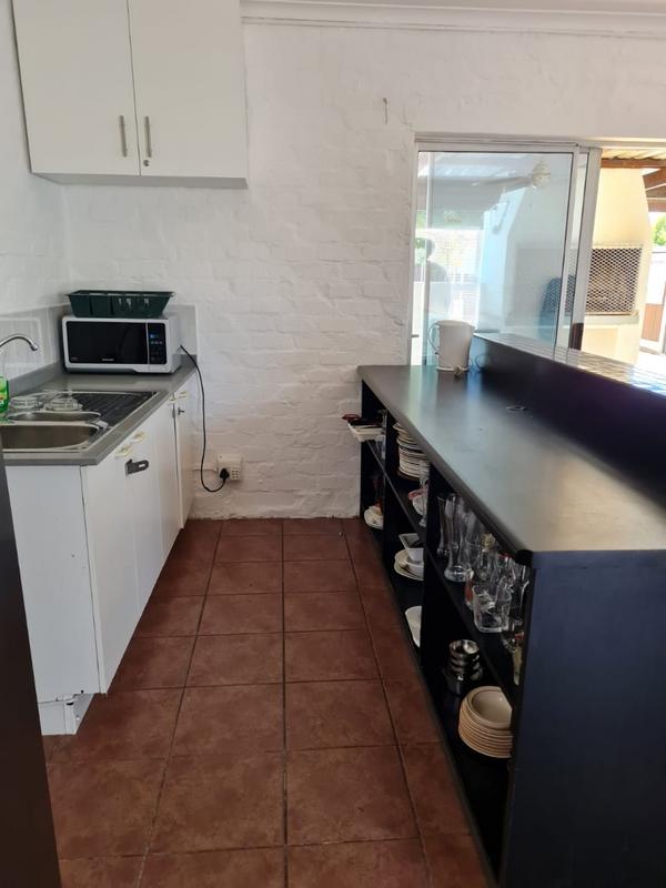 To Let 2 Bedroom Property for Rent in Table View Western Cape